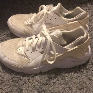 Nike Air Huarache Sneakers